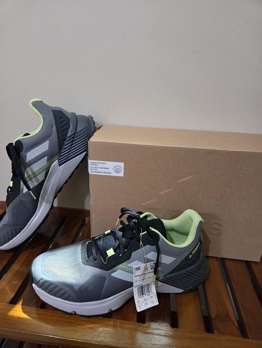 Adidas Men's Terrex Soulstride Gray with Lime Accents Men's Sneakers Size 10 New